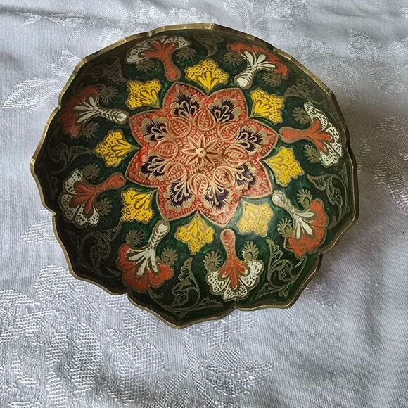 Vintage Hand Painted Floral Decorative Brass Bowl Made in India Catchall - Picture 8 of 8